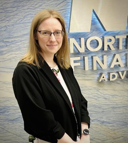Janna Vloet, Financial Advisor